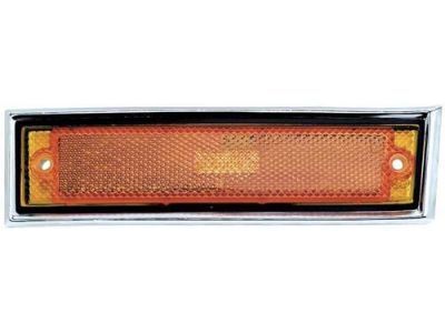 Chevy K20 Suburban Side Marker Light - 915558