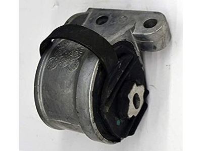 Saturn Engine Mount Bracket - 22727637