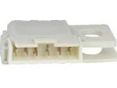 GMC Yukon Brake Light Switch - 15128592