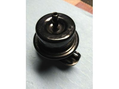 Oldsmobile Fuel Pressure Regulator - 25519368