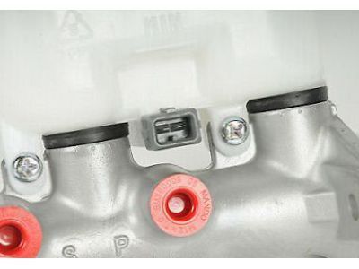 Pontiac Brake Master Cylinder - 92121736