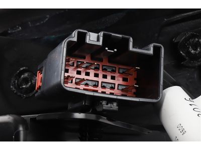 84627095 GM Plate, Seat Separator Console, Front Product Photo 4 of 4