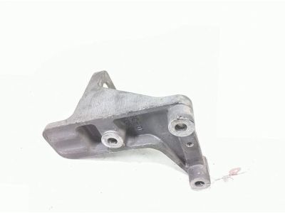Saturn Engine Mount Bracket - 15876977