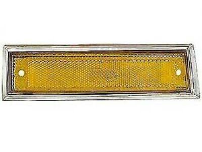 Chevy K20 Suburban Side Marker Light - 915557