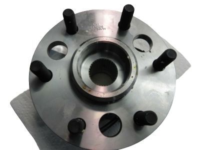 Chevy Tahoe Wheel Hub - 15997071