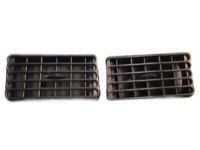 GM 25606245 Air Outlet, Driver Side