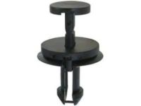 GM 15733971 Bumper Cover Retainer GM 15733971 Bumper Cover Retainer