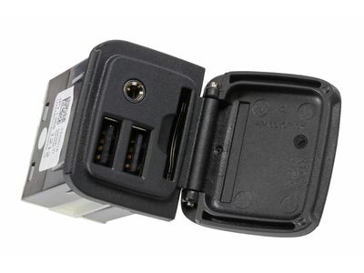 13581212 GM Receptacle, Mobile Telephone Radio Product Photo 2 of 3