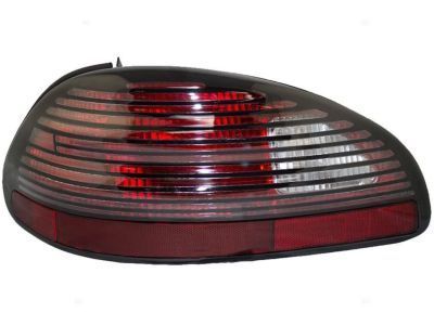 GM 5978571 Tail Lamp Assembly, Driver Side