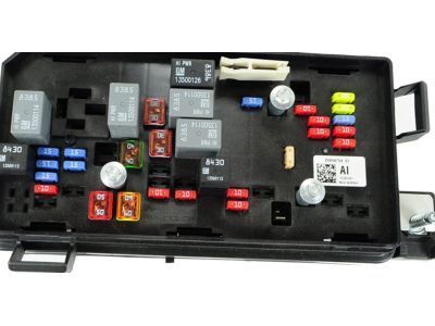 Buick Lucerne Fuse Box - 20894794