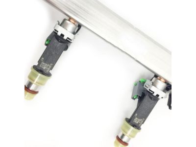 Chevy Trailblazer EXT Fuel Rail - 12617904