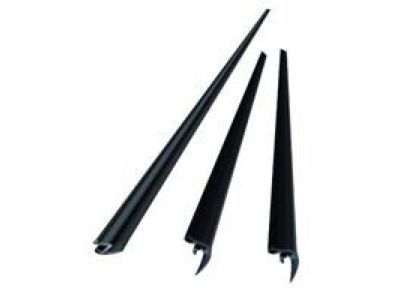 GM 10437965 Reveal Molding GM 10437965 Reveal Molding