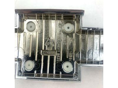 Chevy Traverse Emblem - 84046098