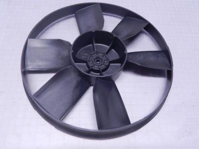 Pontiac A/C Condenser Fan - 22098794