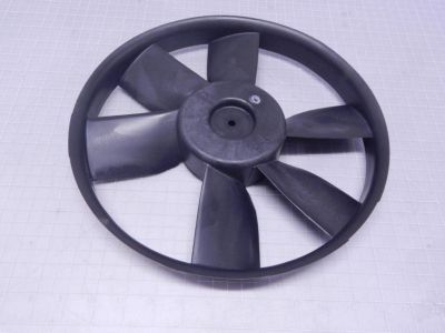 Pontiac A/C Condenser Fan - 22098794