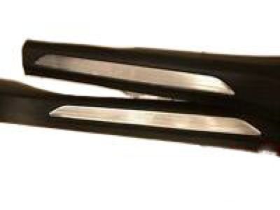 Cadillac 25874607 Sill Plate