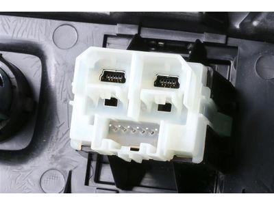 GM 84092102 Plate, Seat Separator Console, Front 84092102 GM Plate, Seat Separator Console, Front Product Photo 1 of 5