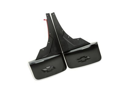 GM 22902405 Mud Guard, White Diamond, Rear