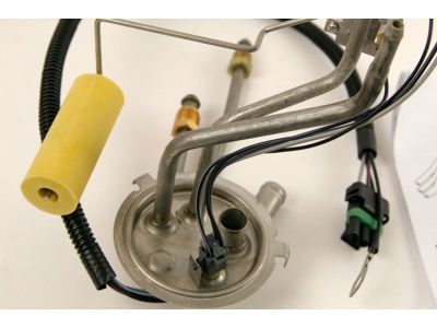 GMC Yukon Fuel Pump - 19179429