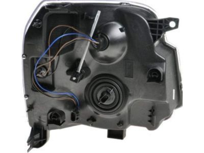 GMC Yukon XL 2500 Headlight - 15861025