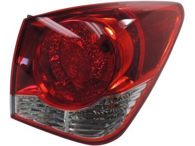 2016 Chevy Cruze Tail Light - 94540777