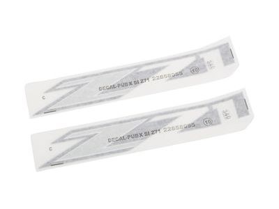 GMC 23221557 DECAL PKG,BODY(INSTALL 0.20)(0.01 KGS)(Z71)(SILVER & CHARCOAL ON CHROME)