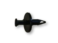 GM 11561353 Bumper Cover Retainer GM 11561353 Bumper Cover Retainer