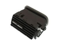 GM 20935593 Air Deflector, Center Passenger Side GM 20935593 Air Deflector, Center Passenger Side