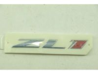 GM 84046847 Emblem